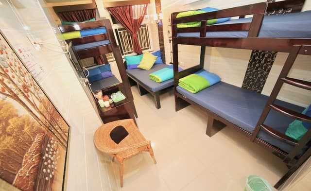 Deluxe Family Room