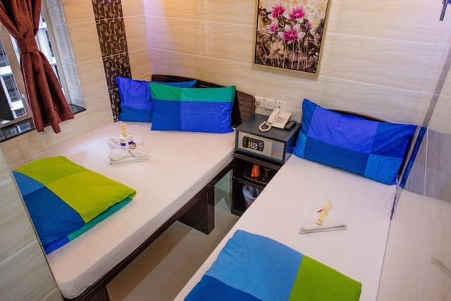 Triple Room