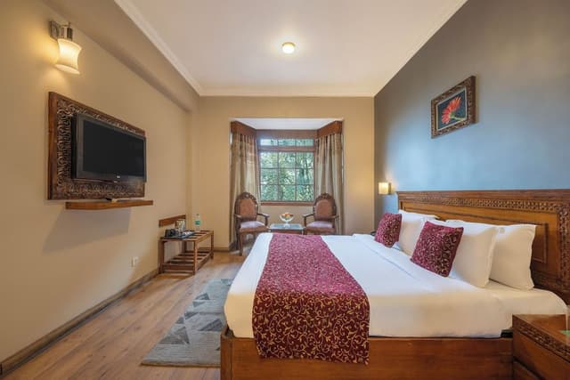 Executive Room