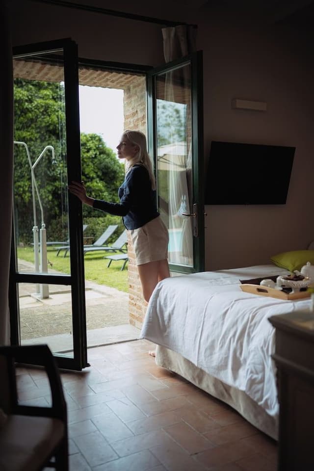 Panoramic Room