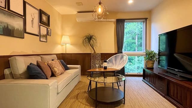 Deluxe Room (B, 35sqm)
