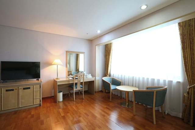 Standard Double Room, City View