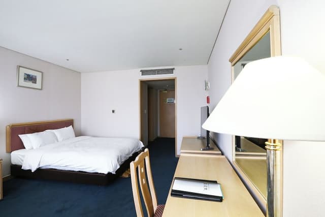 Standard Double Room, City View