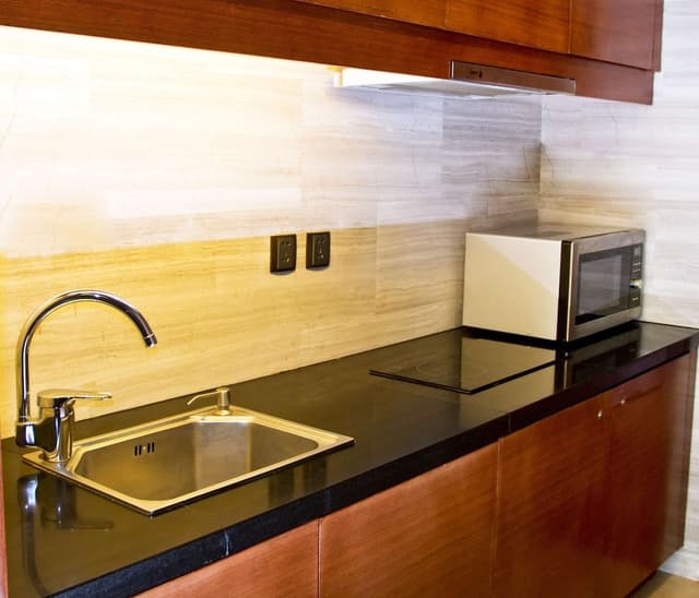 Executive Suite, 1 King Bed, Club Lounge Access