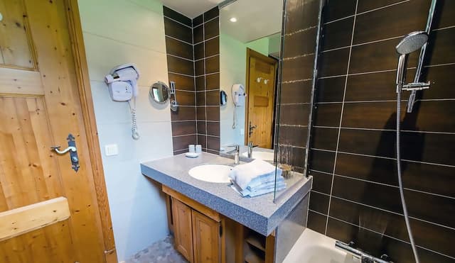 Suite, 2 Bedrooms