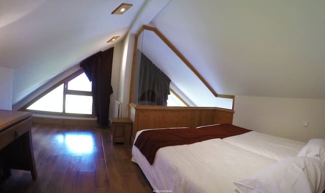 Suite, 3 Bedrooms