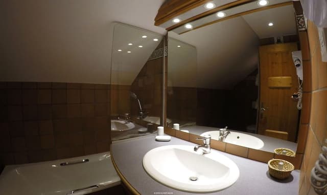Suite, 3 Bedrooms