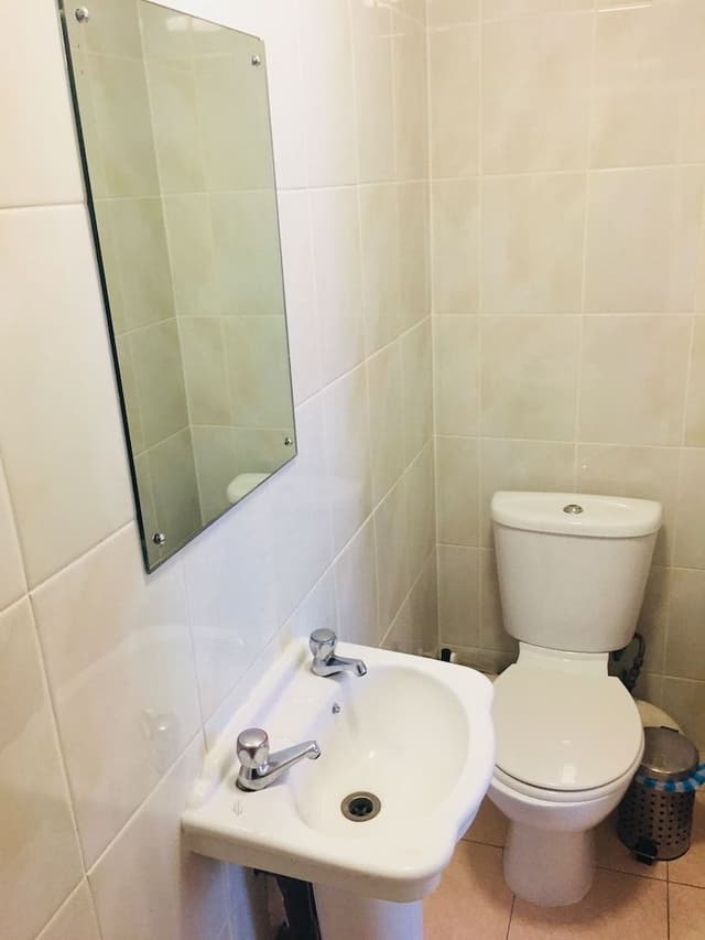 Basic Twin Room, Shared Bathroom