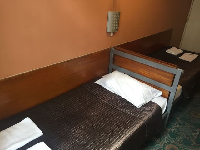 Basic Twin Room, Shared Bathroom