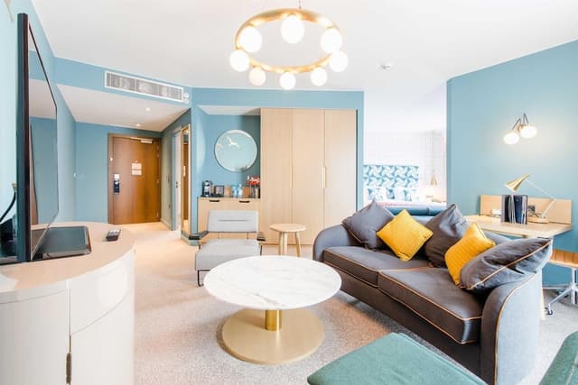 King, Junior Suite