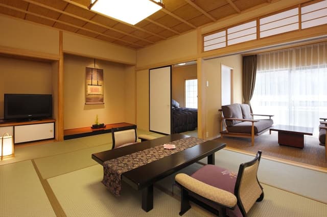 Traditional Deluxe Room with Open-air bath (Hachibankan)