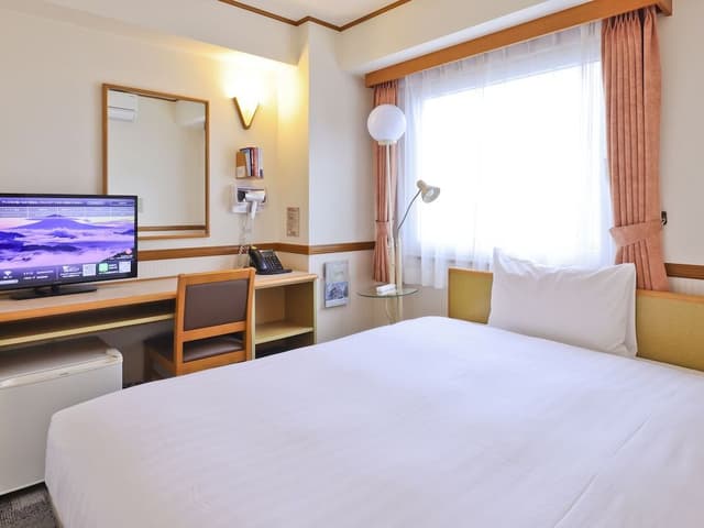 Standard Single Room, Smoking