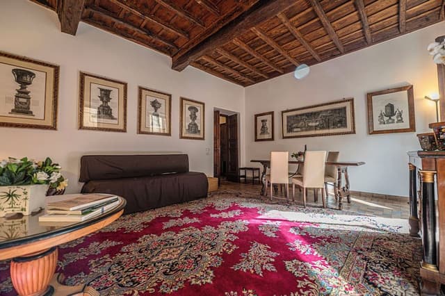 Charming 1 Bedroom Apartment with Balcony (Via Giulia 116)