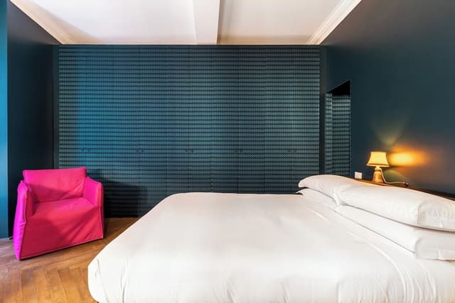 Chic and style 2 Bedroom Apartment with patio (Via Giulia 171)