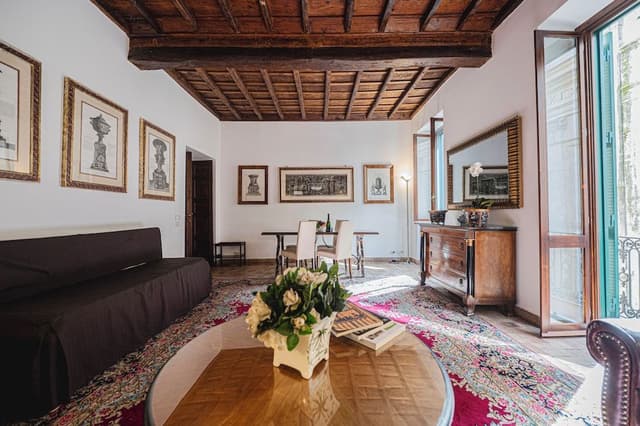 Charming 1 Bedroom Apartment with Balcony (Via Giulia 116)