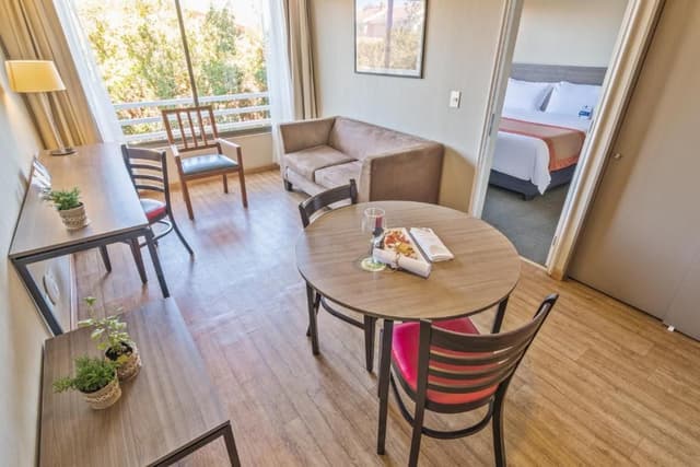 Junior Suite with Queen Bed