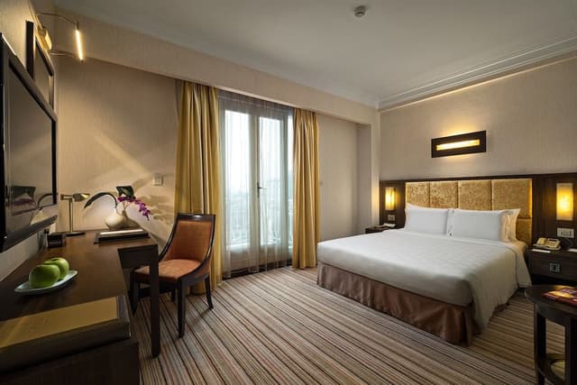 Executive Double Room, City View