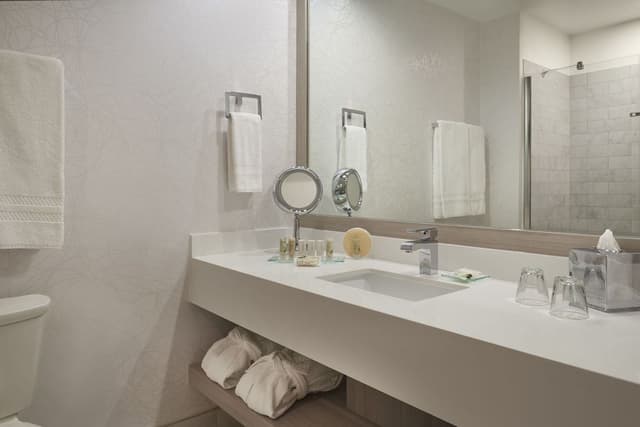 Standard Room, 2 Queen Beds, Tower