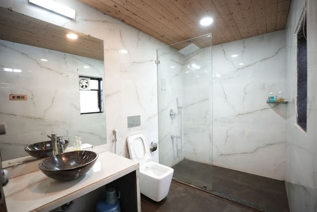 Deluxe Double Room, City View