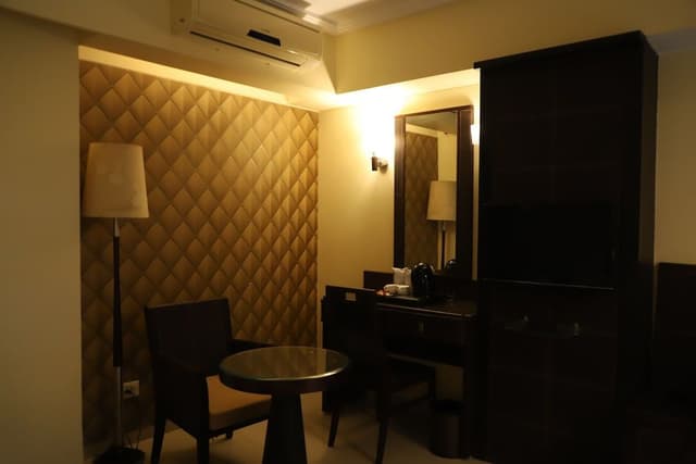 Deluxe Double Room, City View