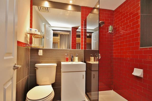 Romantic Suite, Jetted Tub