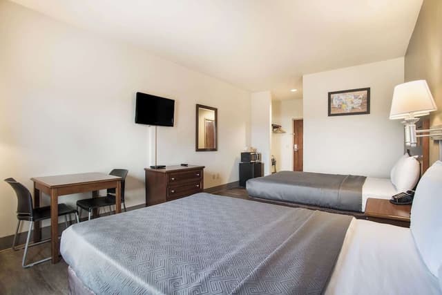 Standard Room, 2 Double Beds, Non Smoking