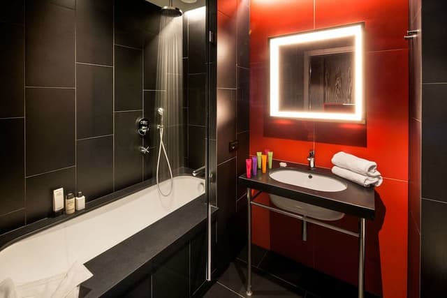 Double Room, Balcony