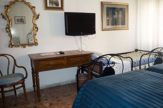 Deluxe Double Room (Bologna)