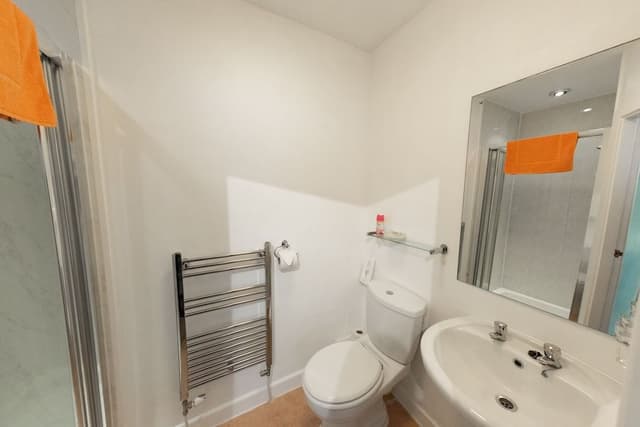 Double Room, Ensuite (Large Room 1)