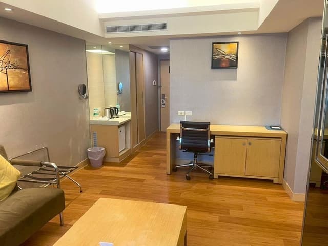 Business Room