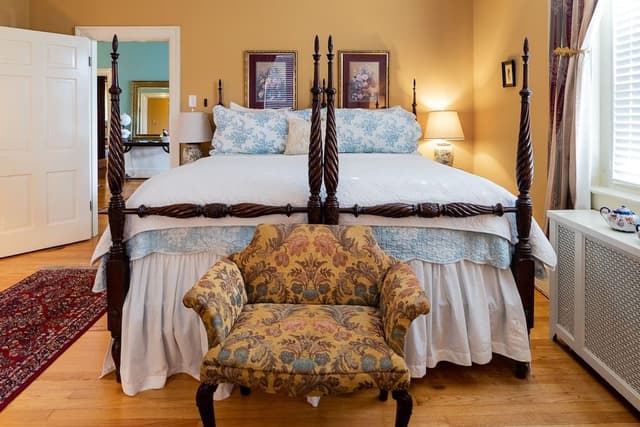 The Martha Washington Room