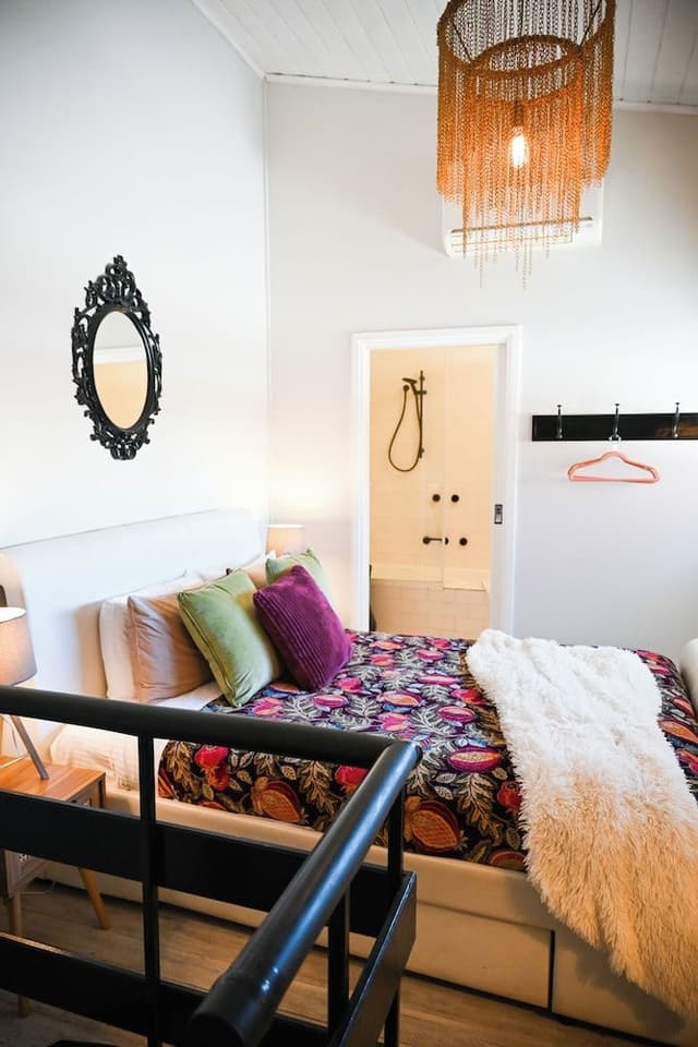 Standard Studio, Non Smoking, Kitchenette (The Loft Suite)