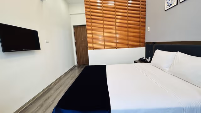 Superior Double Room, 1 Queen Bed, City View