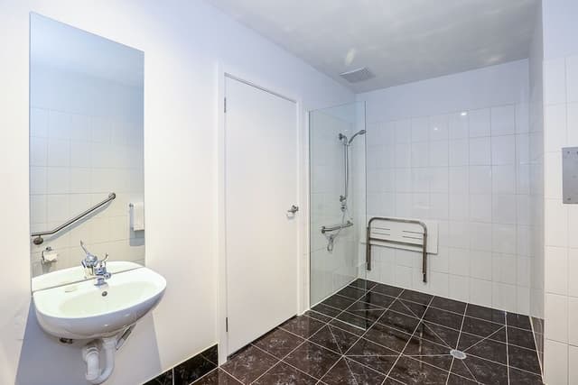 Accessible Queen Room