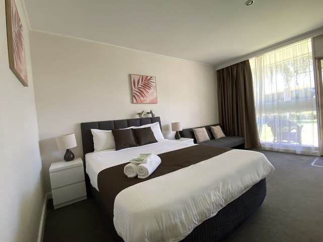 Deluxe Room, Non Smoking, Balcony (3 1/2 Star Delux Room)