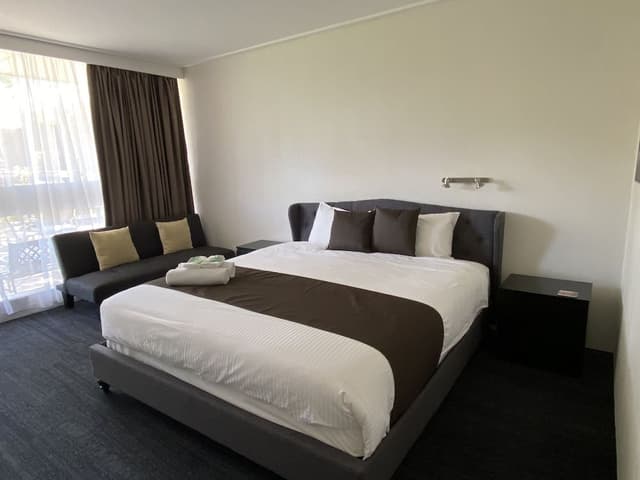 Executive Room, 1 King Bed, Non Smoking, Balcony (3 1/2 Star Delux Room)
