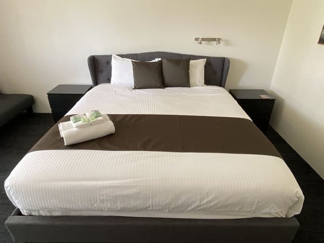 Executive Room, 1 King Bed, Non Smoking, Balcony (3 1/2 Star Delux Room)