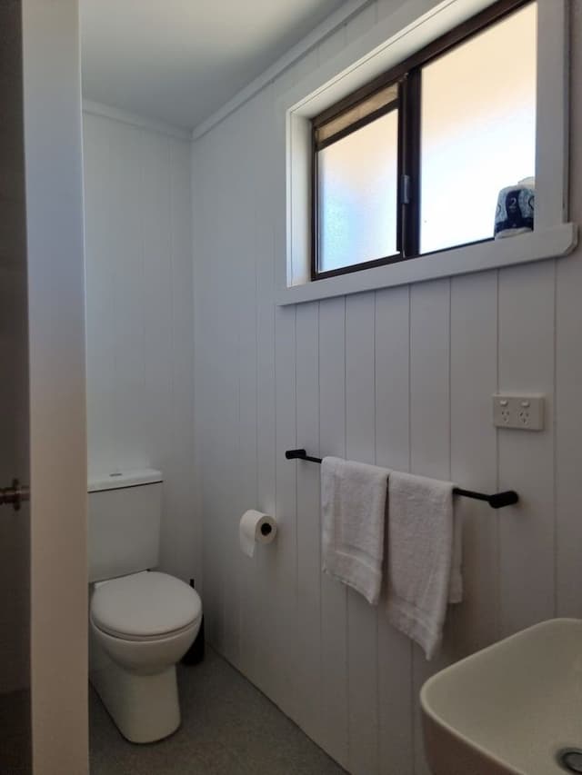 King Ensuite Self Contained