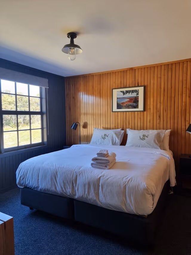 King Ensuite Self Contained