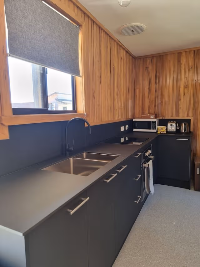 King Ensuite Self Contained