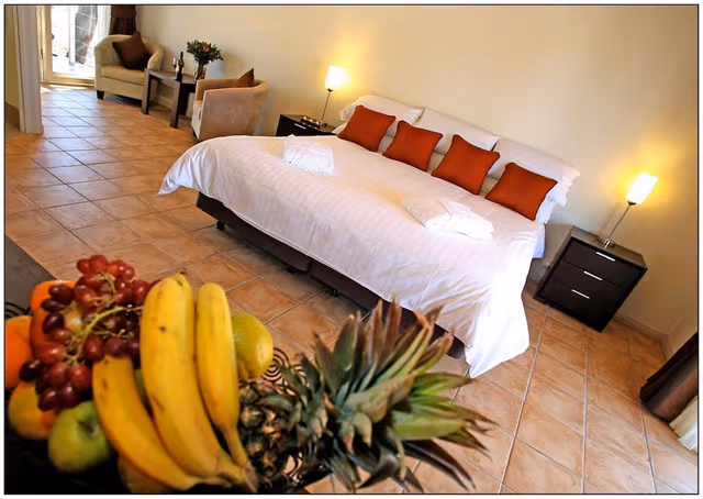 Deluxe Double Room, Non Smoking, Balcony (Deluxe Cabin)