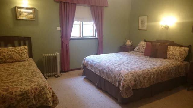 Standard Room, Non Smoking (Private External Bathroom)