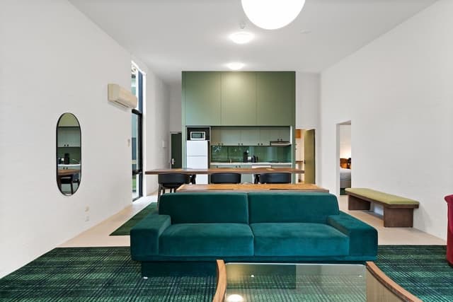2 Bedroom Waratah Apartment