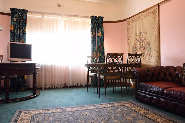 Three Bedroom Apartment (Four Nights) - Non Smoking
