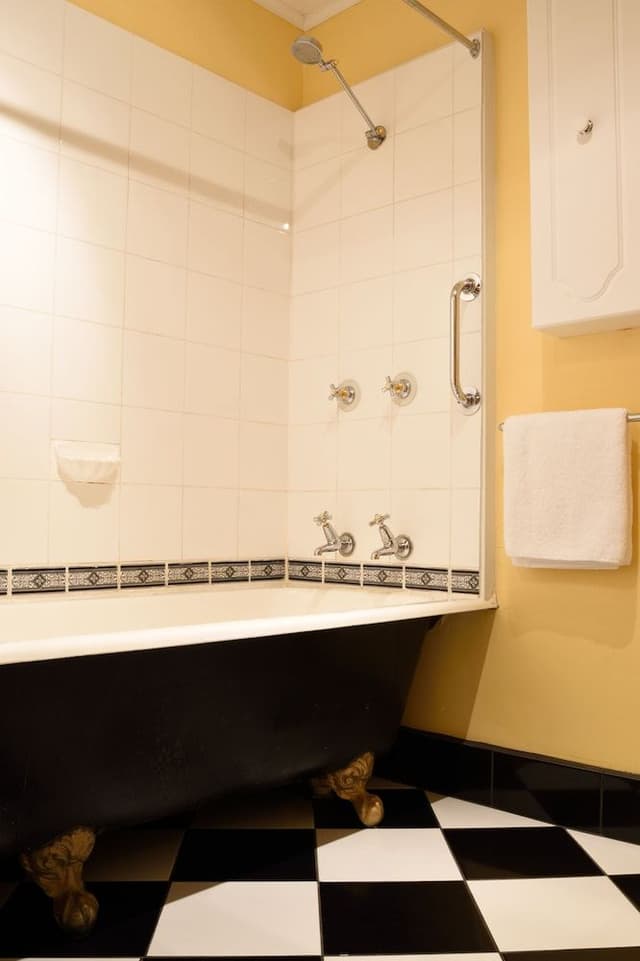 Two Bedroom Spa Apartment (Overnight) - Non Smoking
