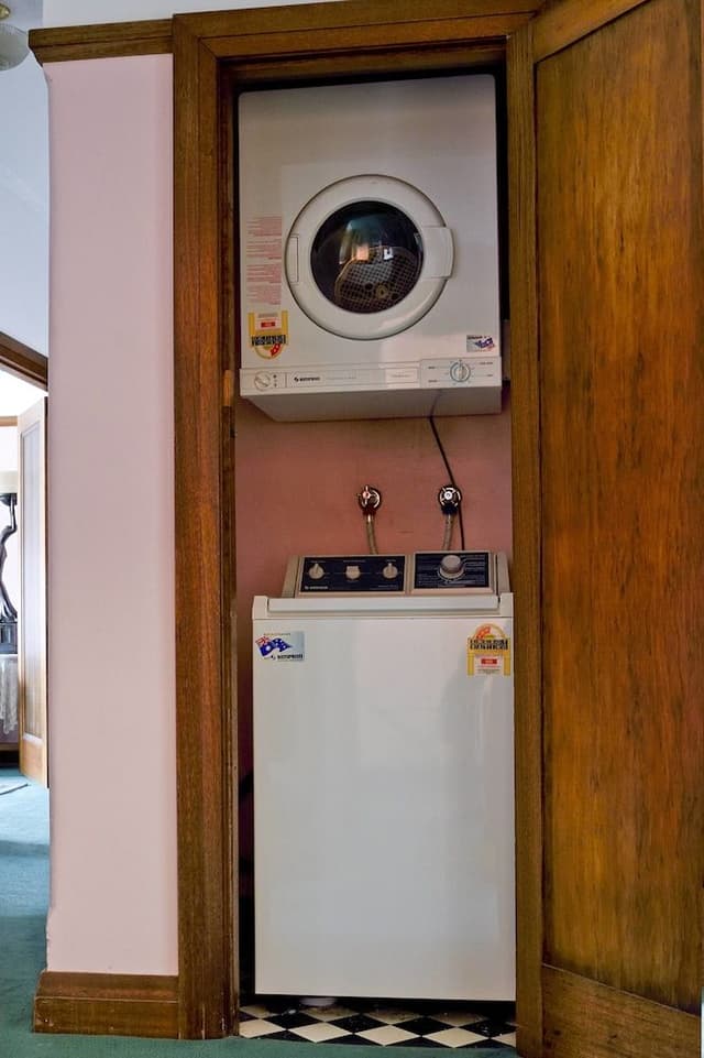 Three Bedroom Apartment (Four Nights) - Non Smoking
