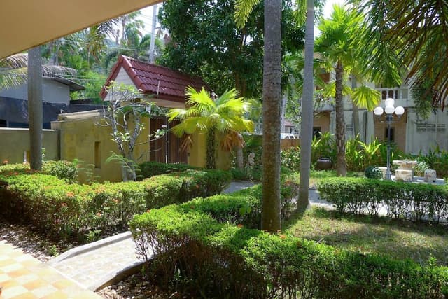 Deluxe Room, Garden View