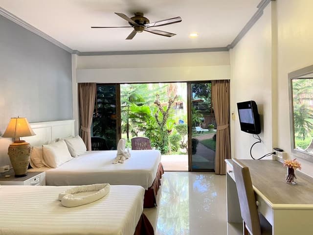 Family Room (for 3 persons)