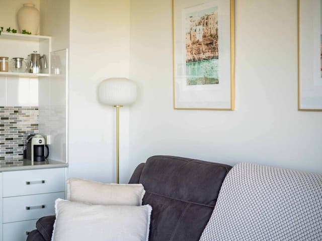Standard Apartment, 1 King Bed, Non Smoking, Balcony (apartment)