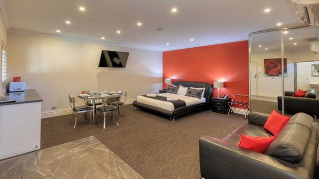 Superior Room, Non Smoking, Kitchenette (The Haven Room)